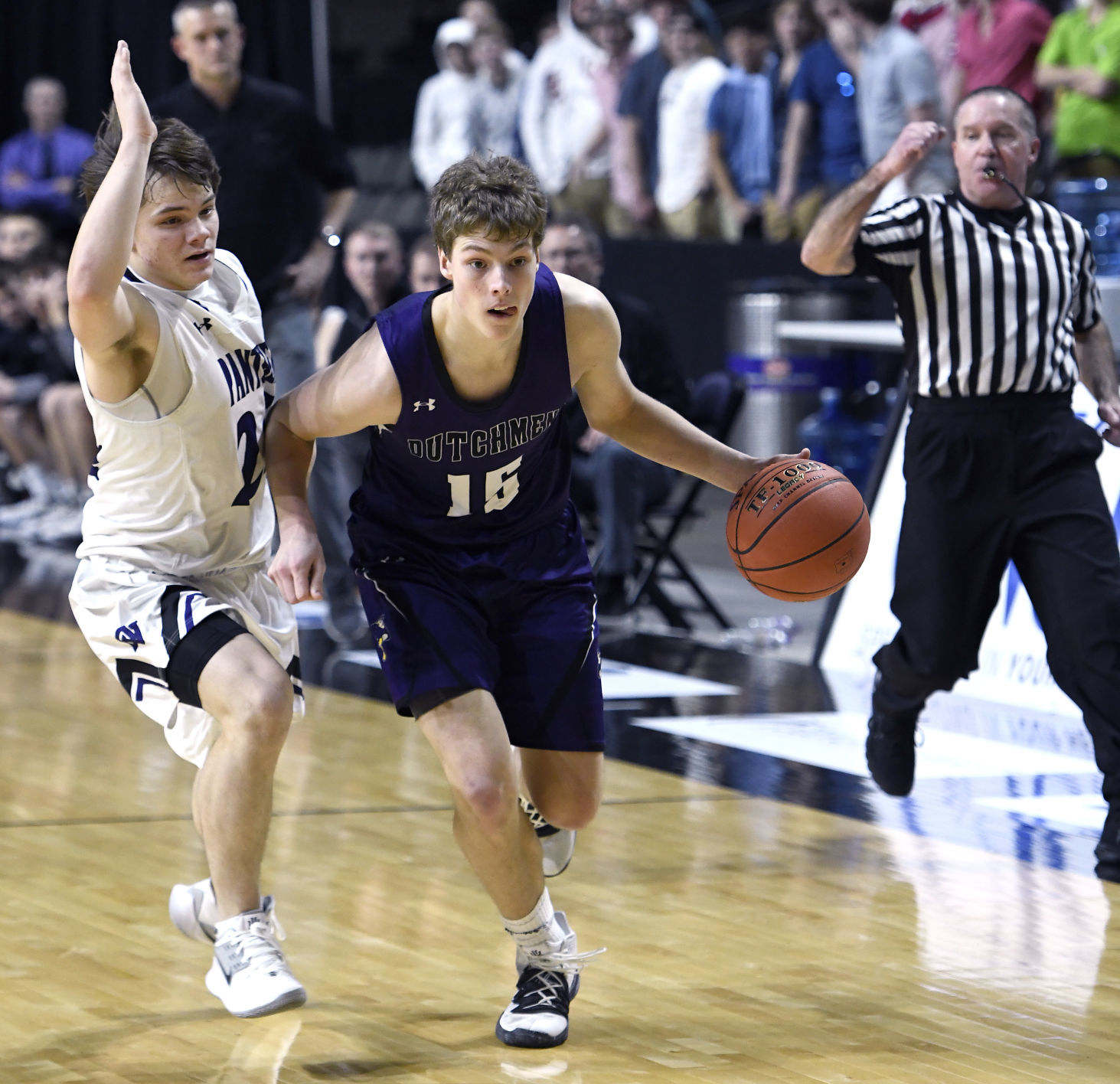 MOC-Floyd Valley defeats Dakota Valley